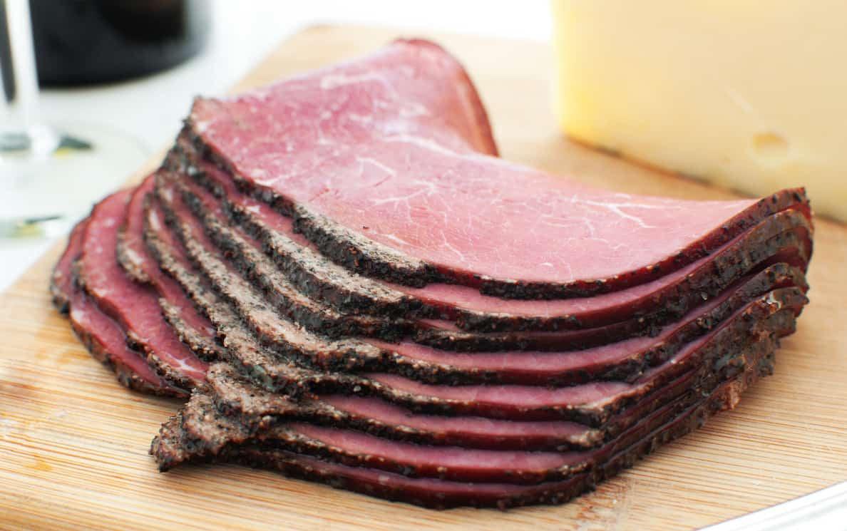 Beef Pastrami Sliced 10 x 500g   HorecaStore