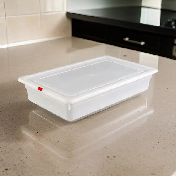 Rubber Plas Tech Polypropylene GN 1/1 Container With Lid 10 cm deep - HorecaStore