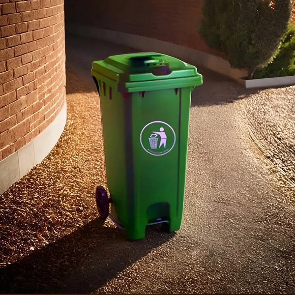 THS CNC120 Green Plastic Garbage Bin With Wheel And Centre Pedal 120 L