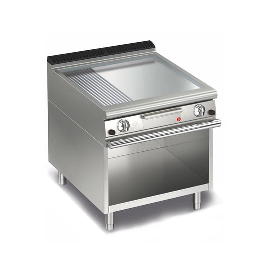 baron-700-series-gas-griddle-with-2-3-smooth-1-3-ribbed-chrome-plate-on-open-cupboard-gas-power-13-kw-80-x-70-x-87-cm