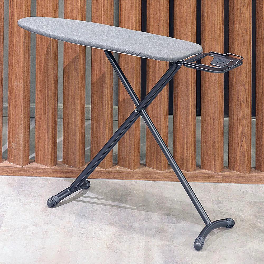 Roomwell Classic Ironing Board, L 95 x W 32 cm, Heat Resistant Cover, Adjustable Height , Sturdy Legs, Color Grey - HorecaStore