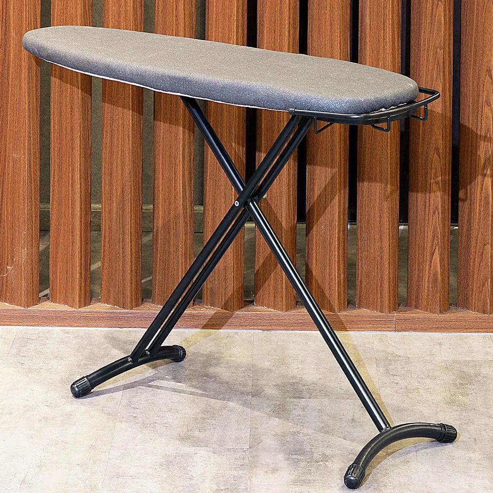 Roomwell Ironing Board Flame Retardant Metallic Cover With Adjustable Height And Retractable Iron Rest, L 130 x W 37 cm, Black - HorecaStore